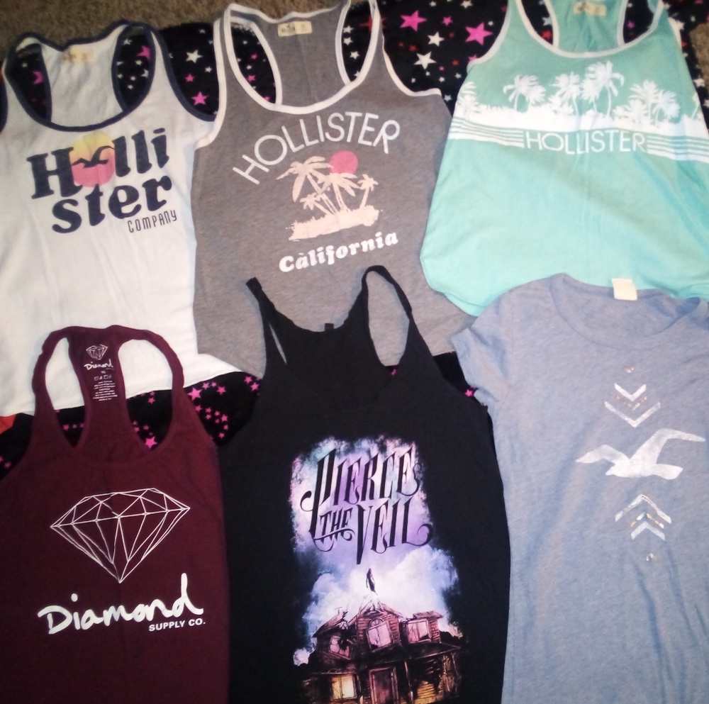 7tank tops and 2shirts ..